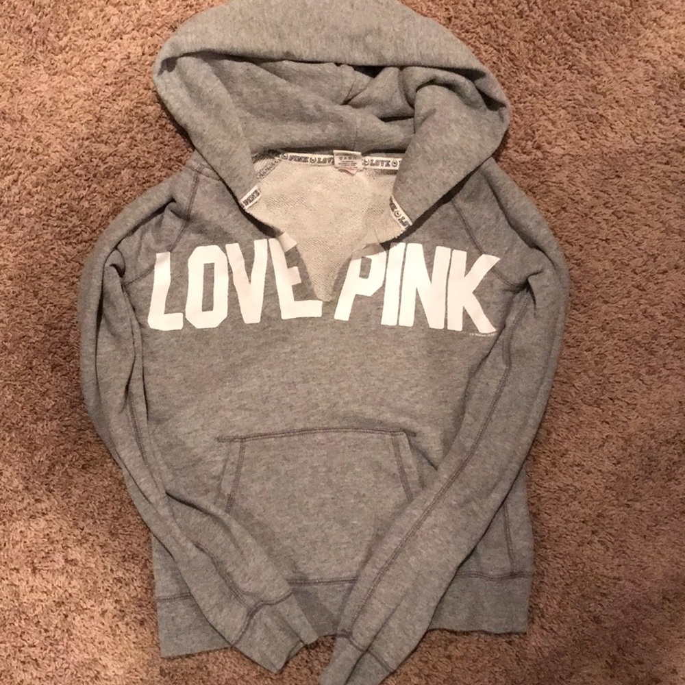 Women’s sweatshirt